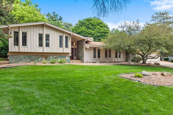 $724,900 | 7105 Gleason Road, Edina, MN 55439