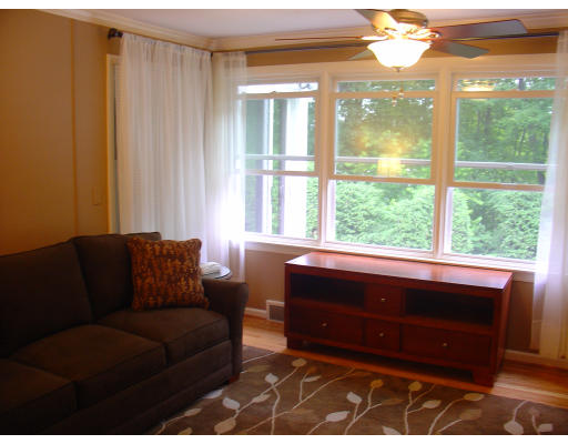 128 Hilltop Road Longmeadow, MA 01106 - Photo 16 of 26 Gallery Image 16