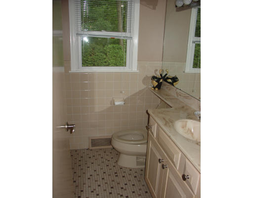 128 Hilltop Road Longmeadow, MA 01106 - Photo 19 of 26 Gallery Image 19