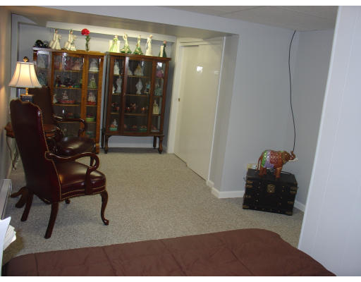 128 Hilltop Road Longmeadow, MA 01106 - Photo 23 of 26 Gallery Image 23