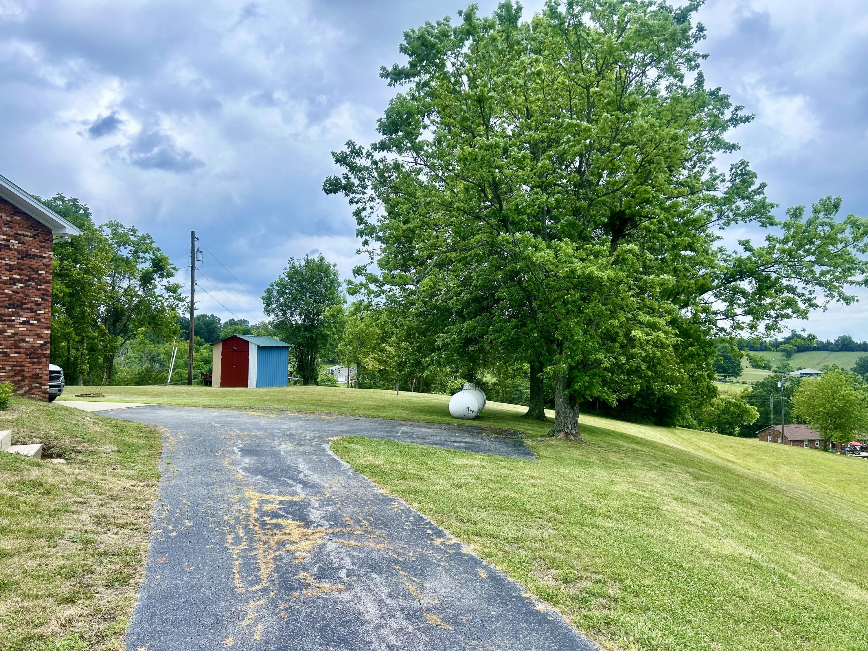 500 Herman Smithers Road Frankfort, KY 40601 - Photo 59 of 66 F2D2E2C7-40BC-4ABB-9E52-CDDE05F453AC_1_2