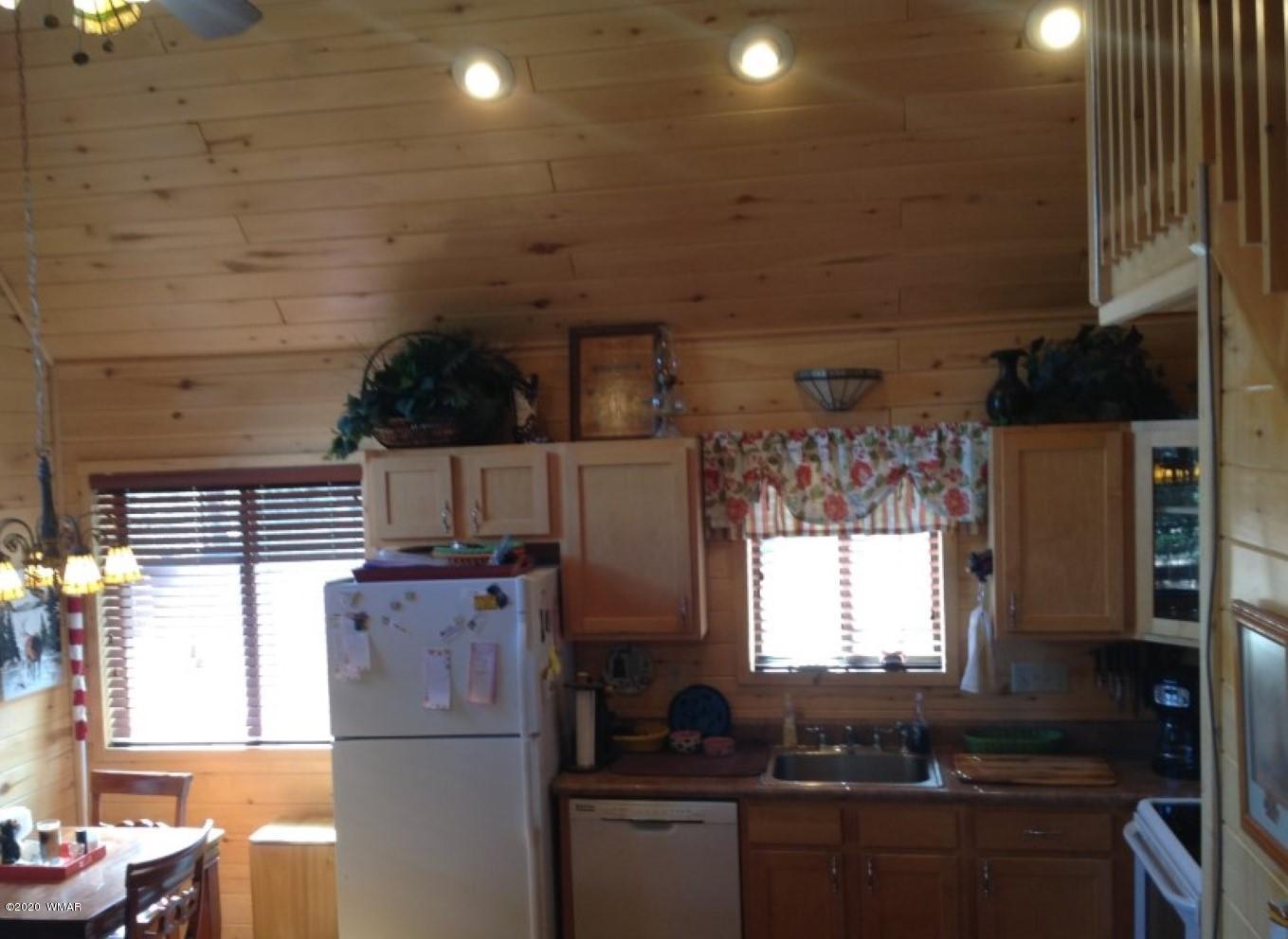 2758 Elk Trl Road Overgaard, AZ 85933 - Photo 12 of 29