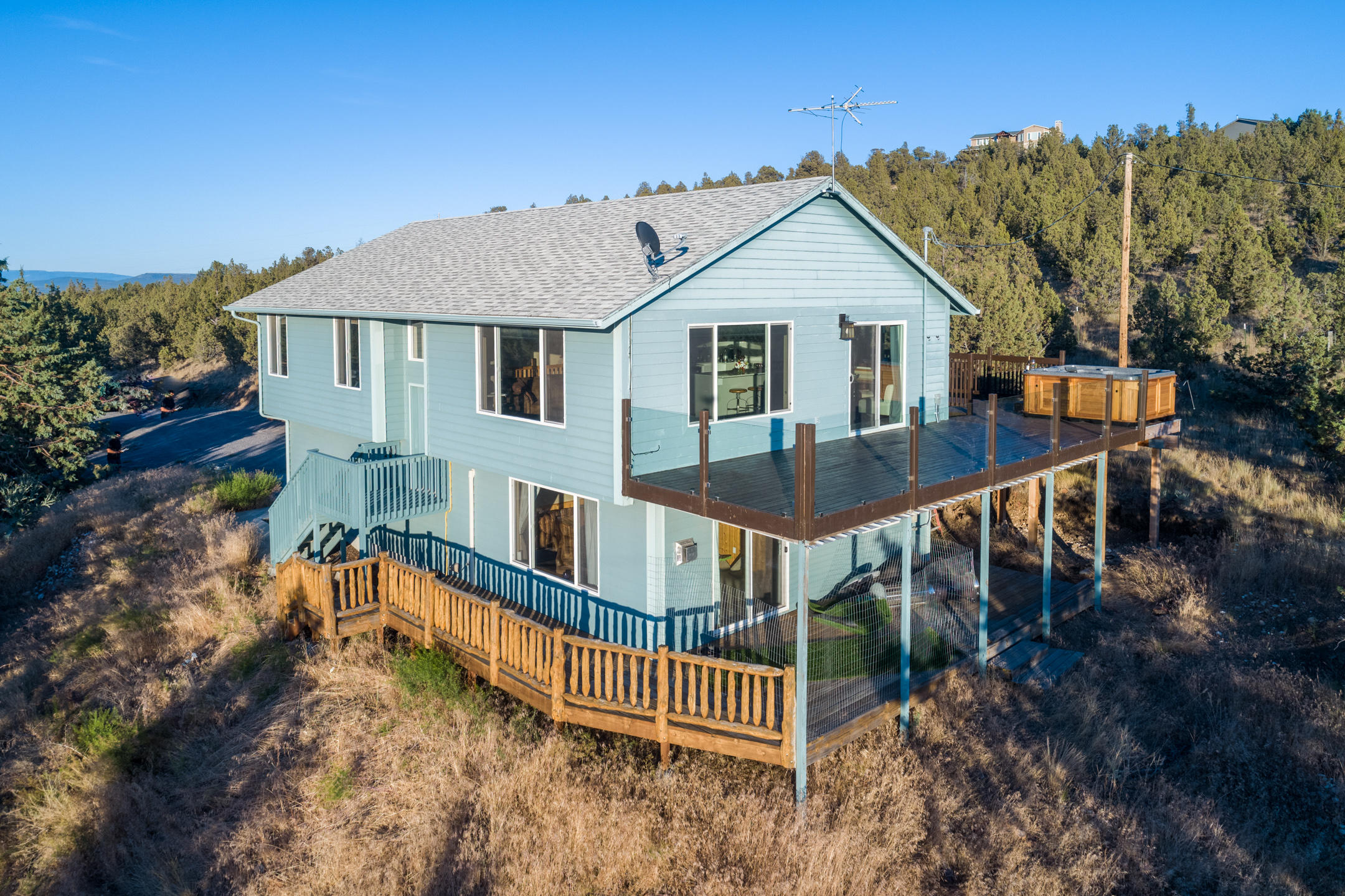 7945 Southwest Ridge Lane Powell Butte, OR 97753 - Photo 3 of 25 25