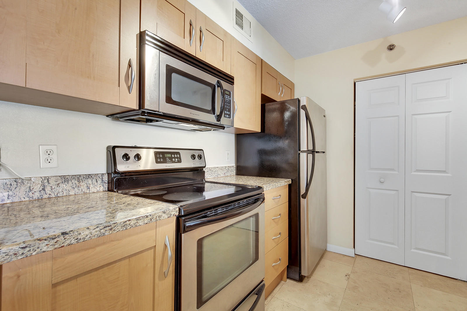 3279 Clint Moore Road, Unit 103 Boca Raton, FL 33496 - Photo 9 of 20 09_Image_9_of_20_mls