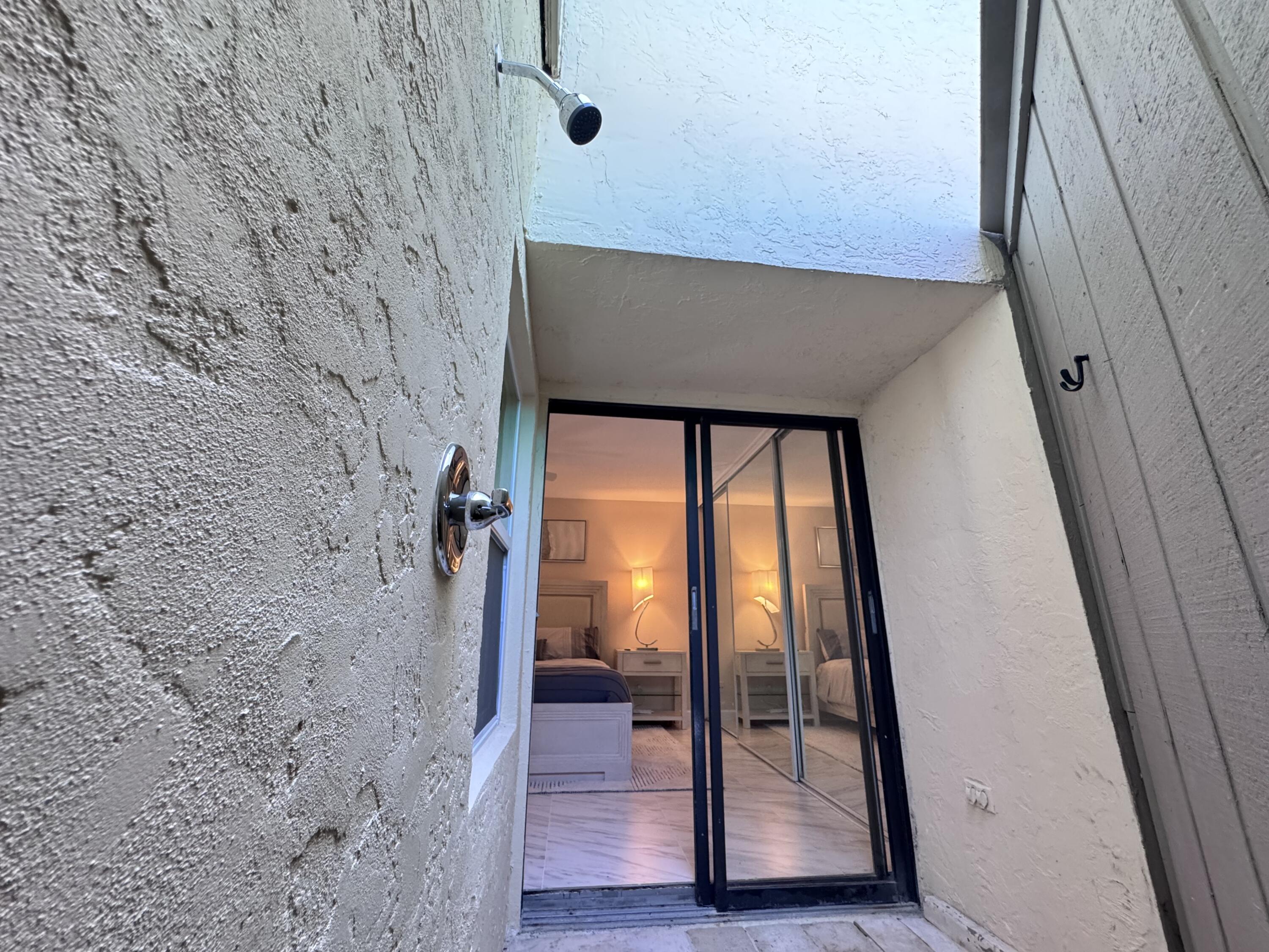 1605 Highway 1, Unit 1A Jupiter, FL 33477 - Photo 13 of 23 IMG_2402