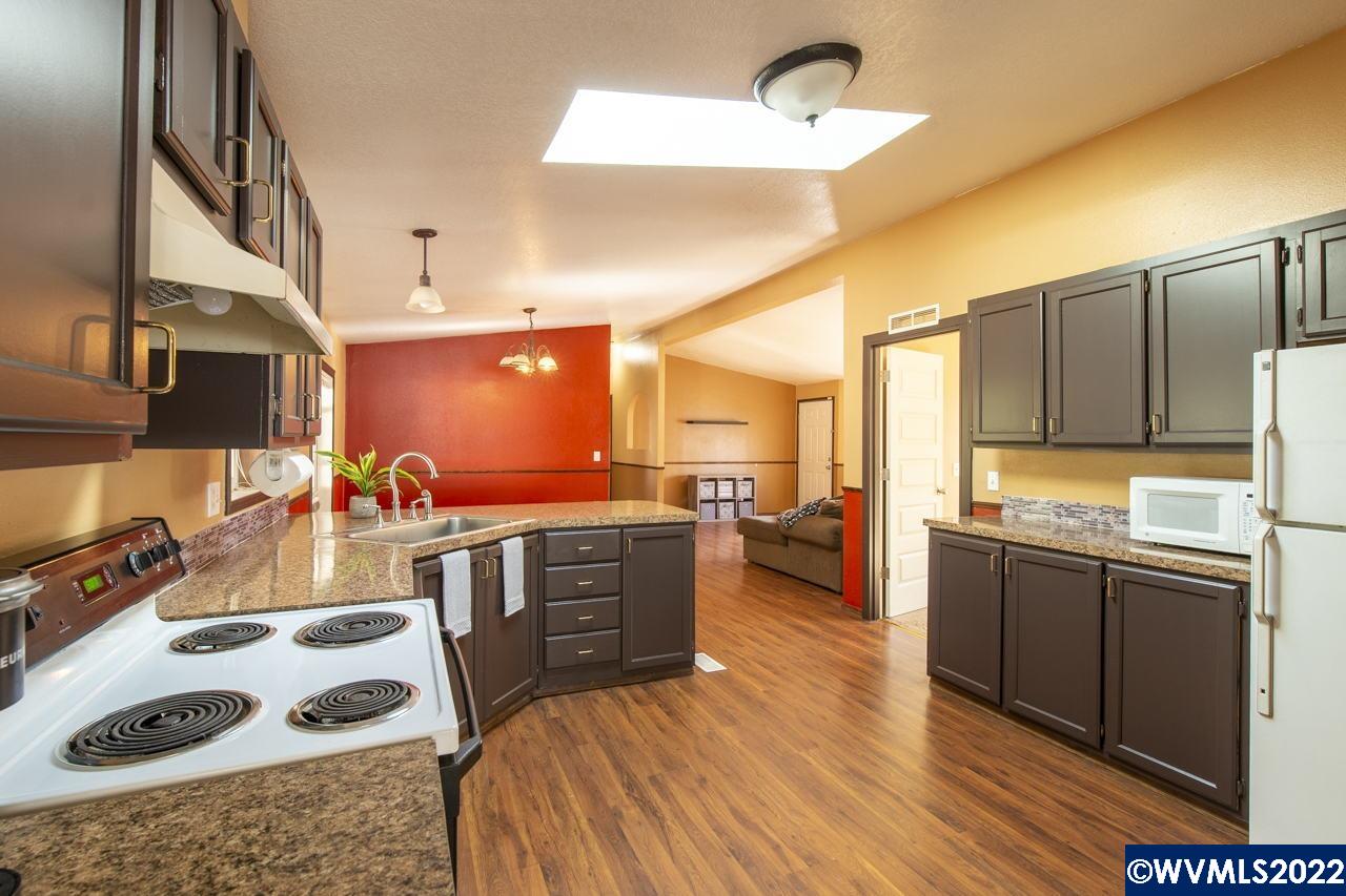 716 Hoffman Road Northeast, Unit 51 Salem, OR 97301 - Photo 10 of 28