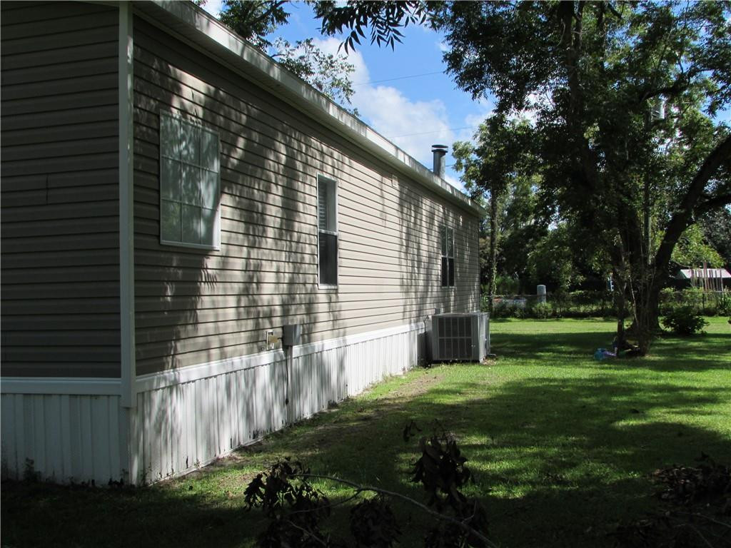 3239 Bob Bowen Road Blackshear, GA 31516 - Photo 3 of 34