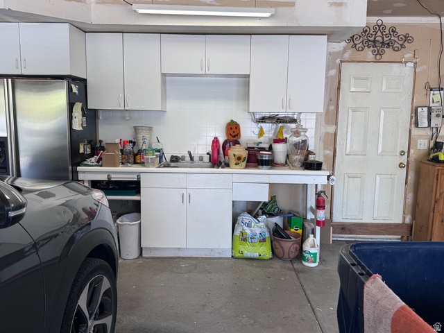 944 Bernay Circle Sandy, UT 84094 - Photo 14 of 43