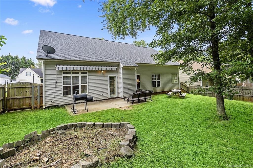 7927 Ebony Road Charlotte, NC 28216 - Photo 5 of 26 Gallery Image 5
