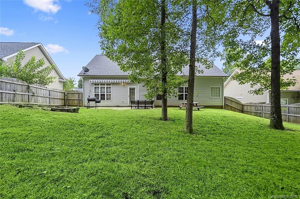 7927 Ebony Road Charlotte, NC 28216 - Photo 7 of 26 Gallery Image 7