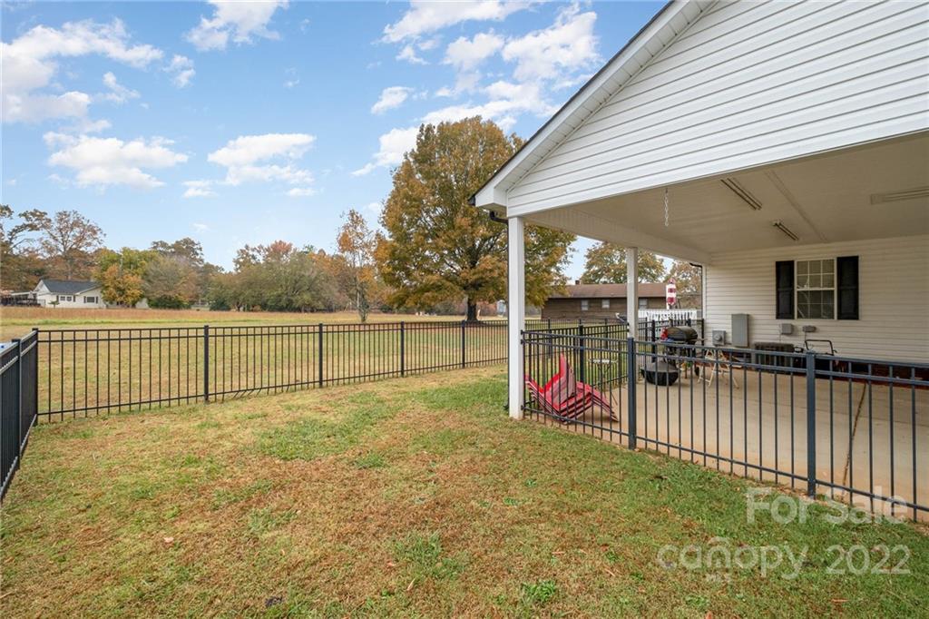 7601 Flowes Store Road, Unit 10 Concord, NC 28025 - Photo 29 of 30 Gallery Image 29