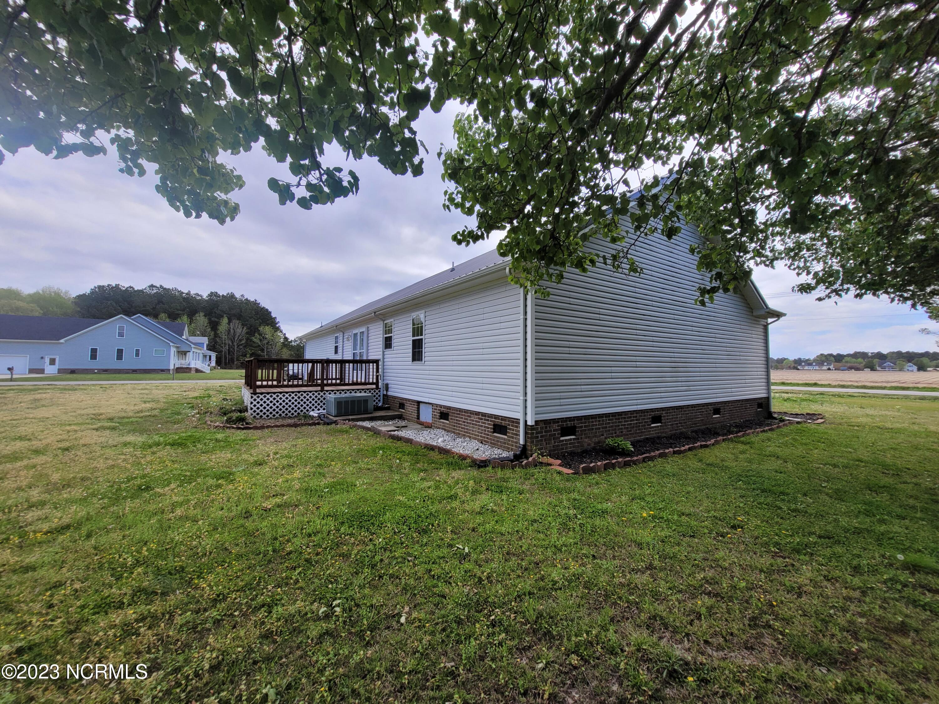 1574 Nixonton Road Elizabeth City, NC 27909 - Photo 3 of 41 20230404_125016