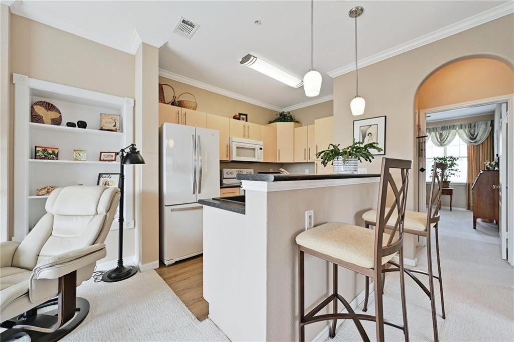 11203 Ranch Road 2222, Unit 501 Austin, TX 78732 - Photo 5 of 20