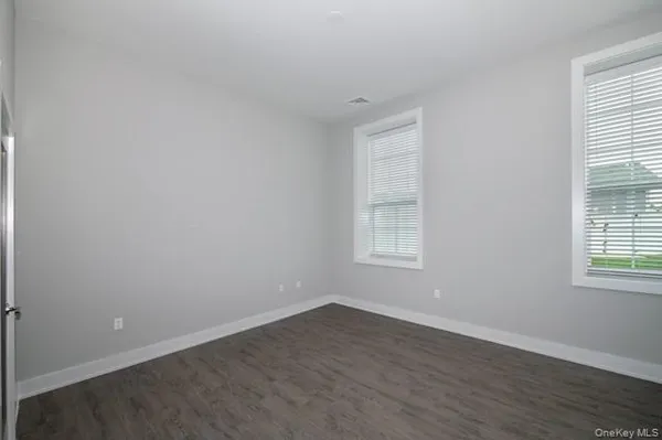 $3,650 | 75 Circle Drive, Unit 87101, Central Islip, NY 11722