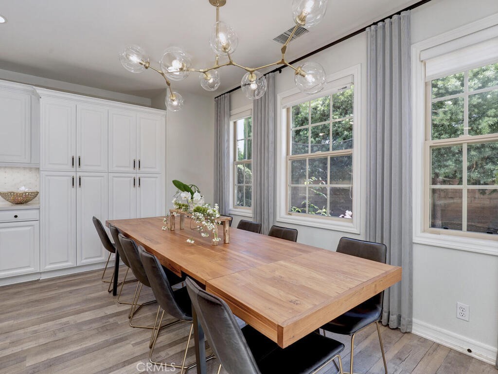 1 Lennox Court Ladera Ranch, CA 92694 - Photo 18 of 68 A very large dining area!