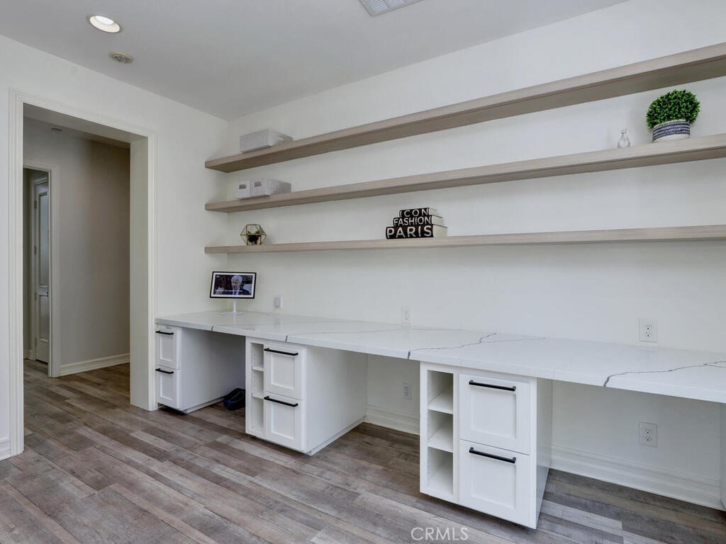1 Lennox Court Ladera Ranch, CA 92694 - Photo 25 of 68 Three work stations!