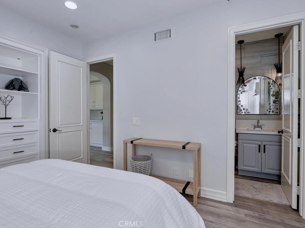 1 Lennox Court Ladera Ranch, CA 92694 - Photo 38 of 68 ...includes an en-suite bath.