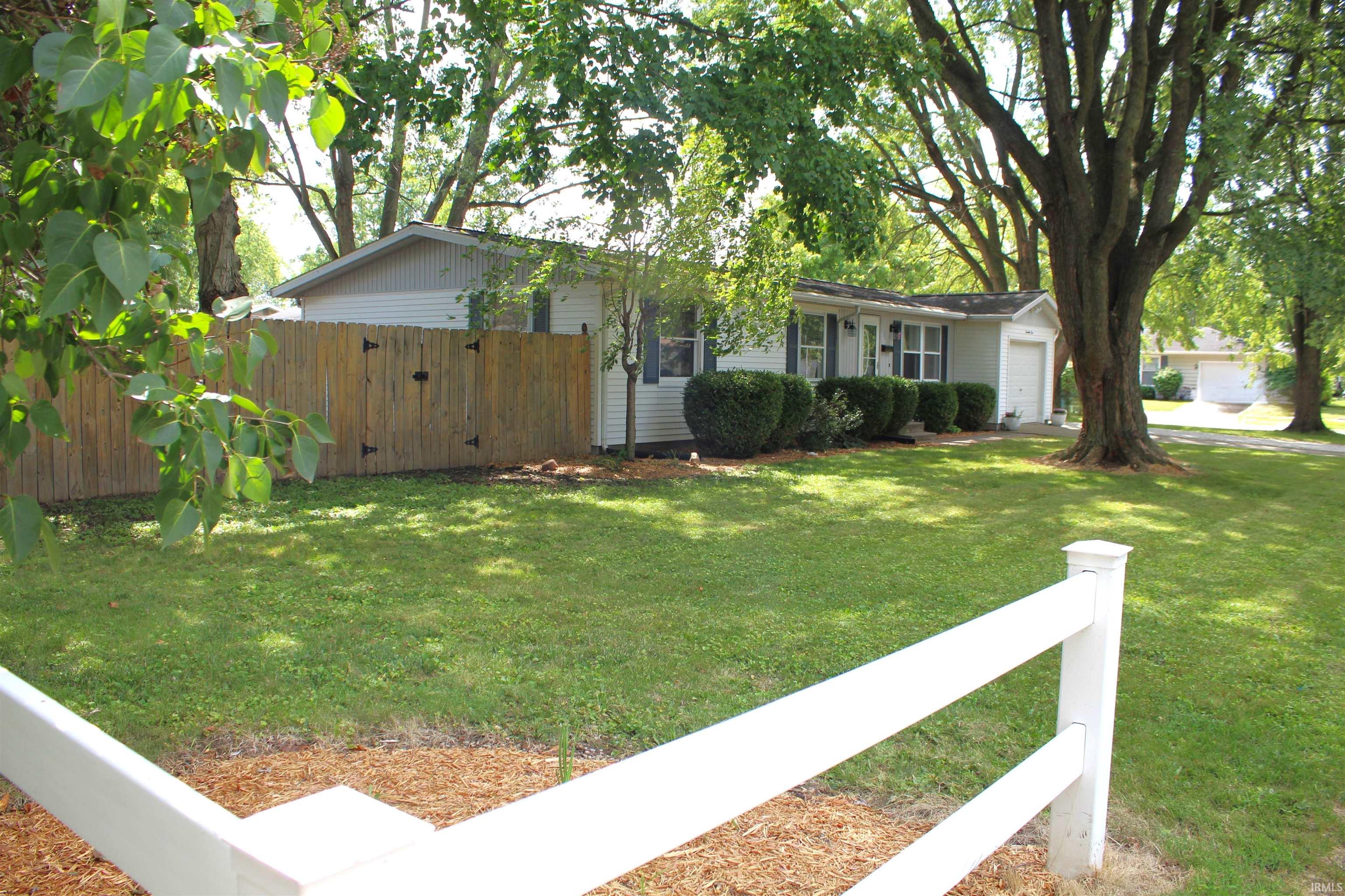 71 Westgate Road Bluffton, IN 46714 - Photo 4 of 33 Gallery Image 4