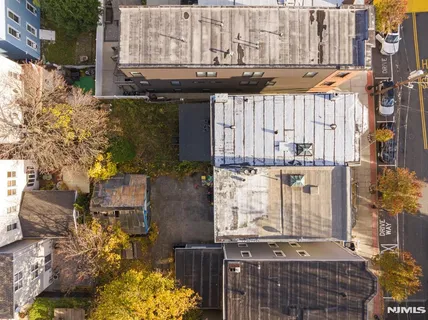 $799,900 | 124 18th Street, Union City, NJ 07087