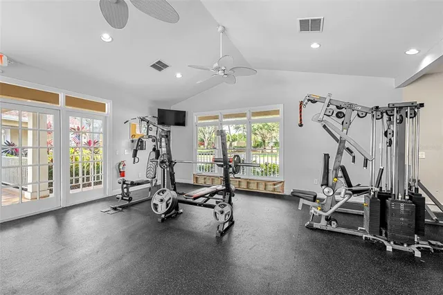 $171,999 | 9481 Highland Oak Drive, Unit 1709, Tampa, FL 33647