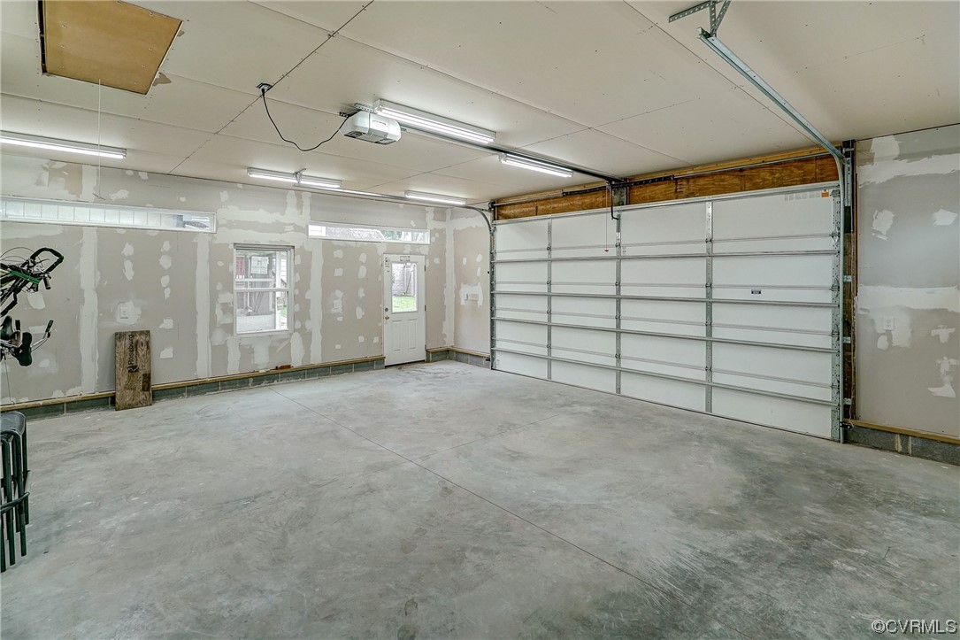 5304 Ditchley Road Richmond, VA 23226 - Photo 36 of 41 a view of a garage