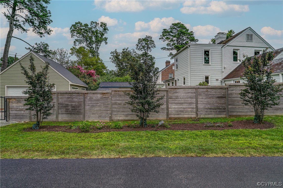 5304 Ditchley Road Richmond, VA 23226 - Photo 39 of 41 a front view of house with yard and green space