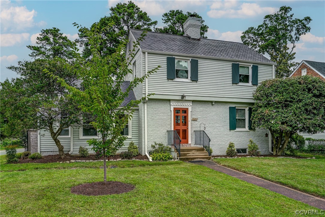 5304 Ditchley Road Richmond, VA 23226 - Photo 41 of 41 a front view of house with a garden