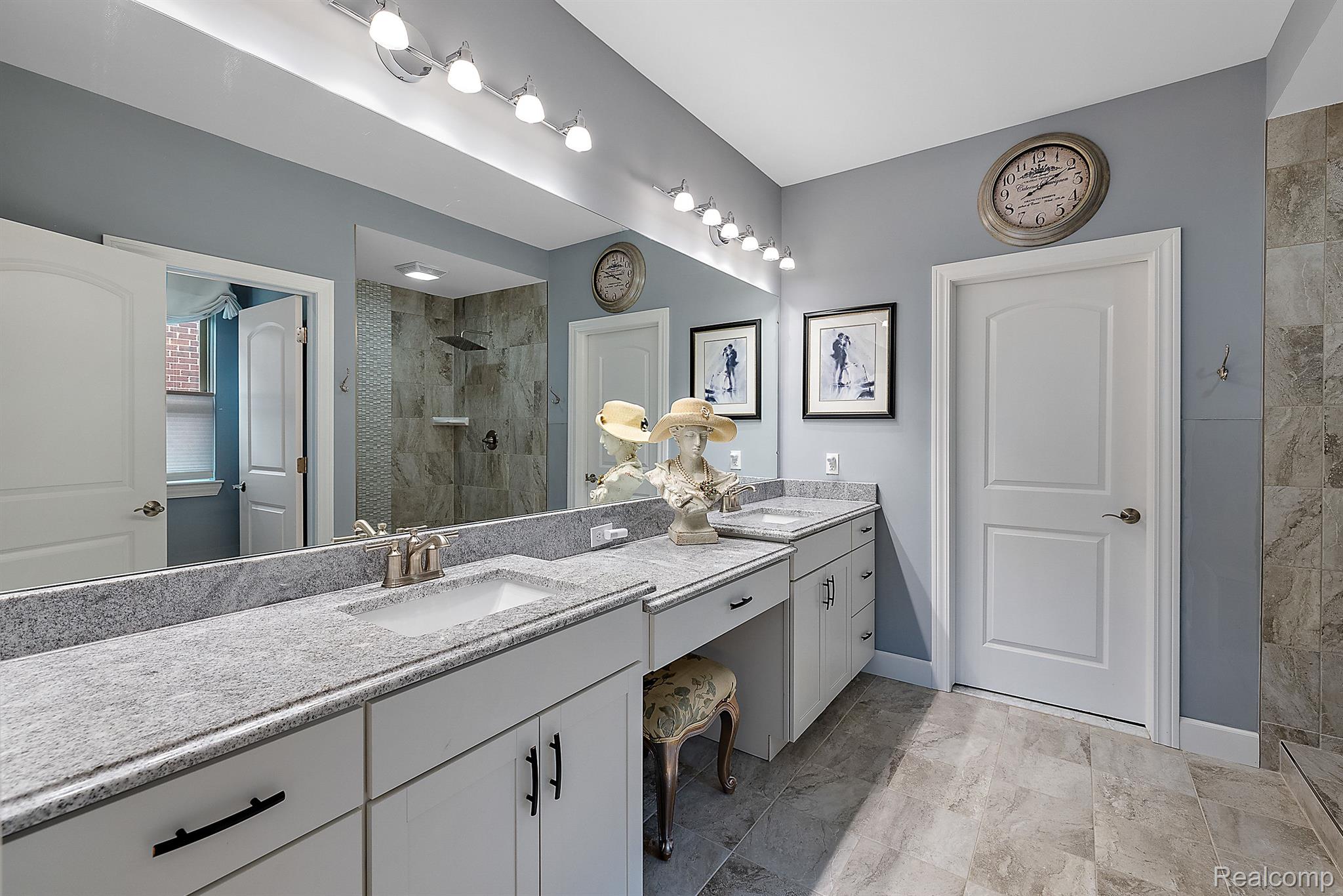 5515 Woodfall Road, Unit 35 Clarkston, MI 48348 - Photo 30 of 58 Gallery Image 30