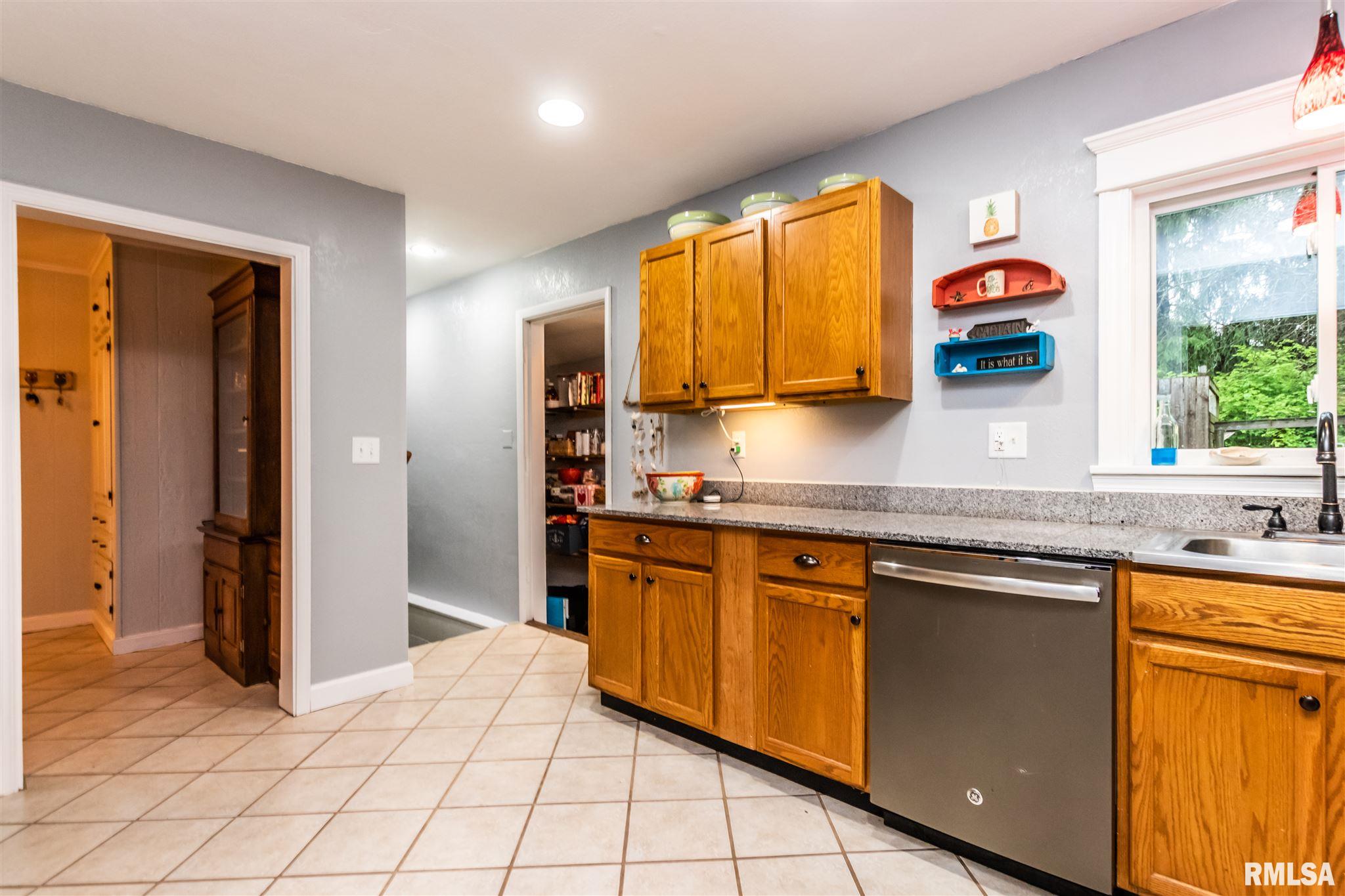 6218 North Kickapoo-Edwards Road Edwards, IL 61528 - Photo 16 of 47 Gallery Image 16