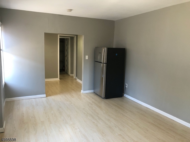 657 Scotland Road, Unit B Orange, NJ 07050 - Photo 4 of 8