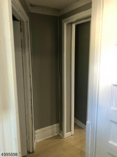 657 Scotland Road, Unit B Orange, NJ 07050 - Photo 7 of 8