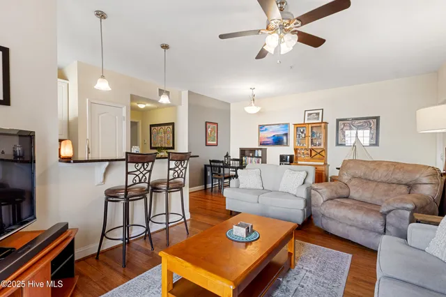 $229,000 | 123 Covil Avenue, Unit 203, Wilmington, NC 28403