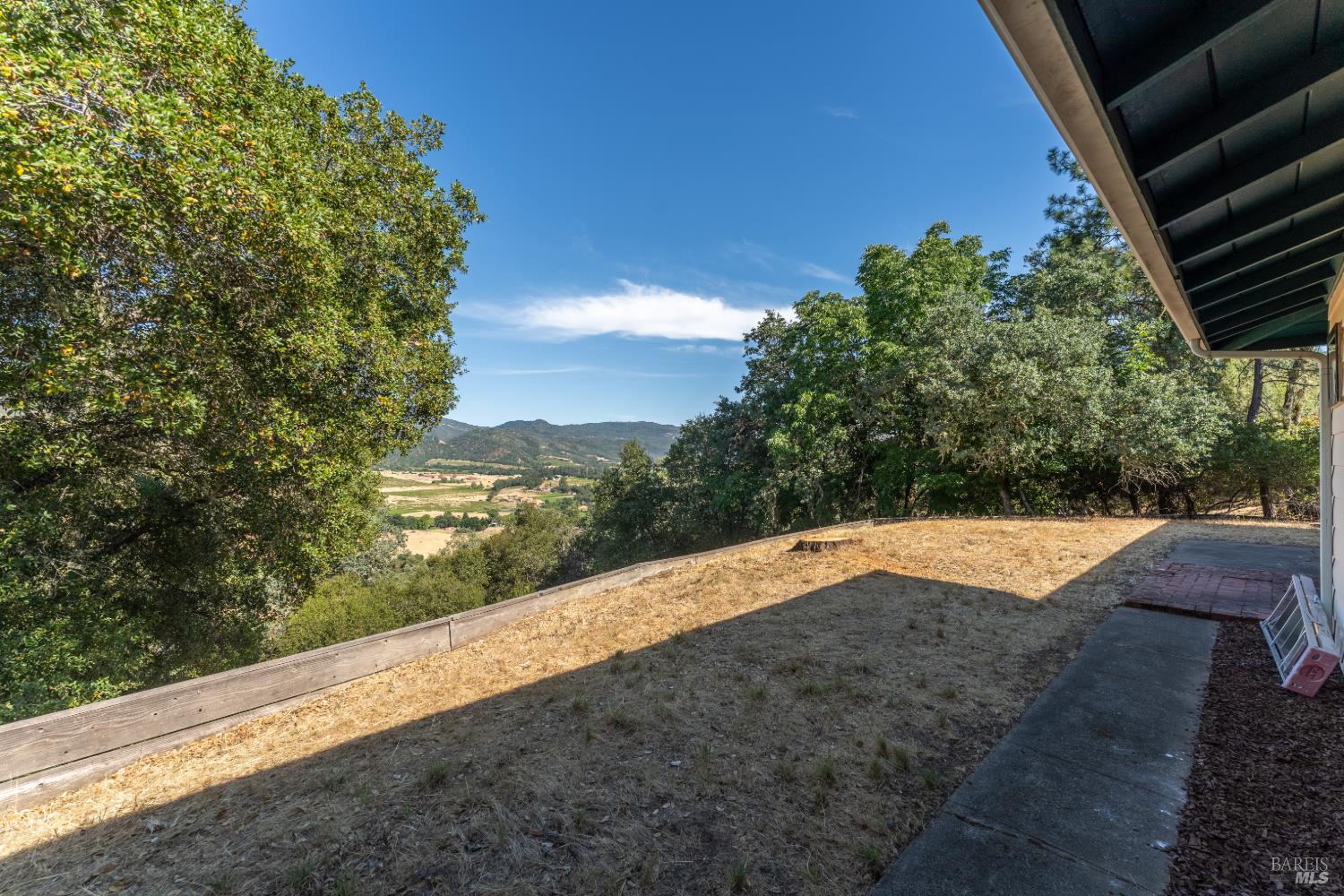 1921 Ridge Road Ukiah, CA 95482 - Photo 23 of 32