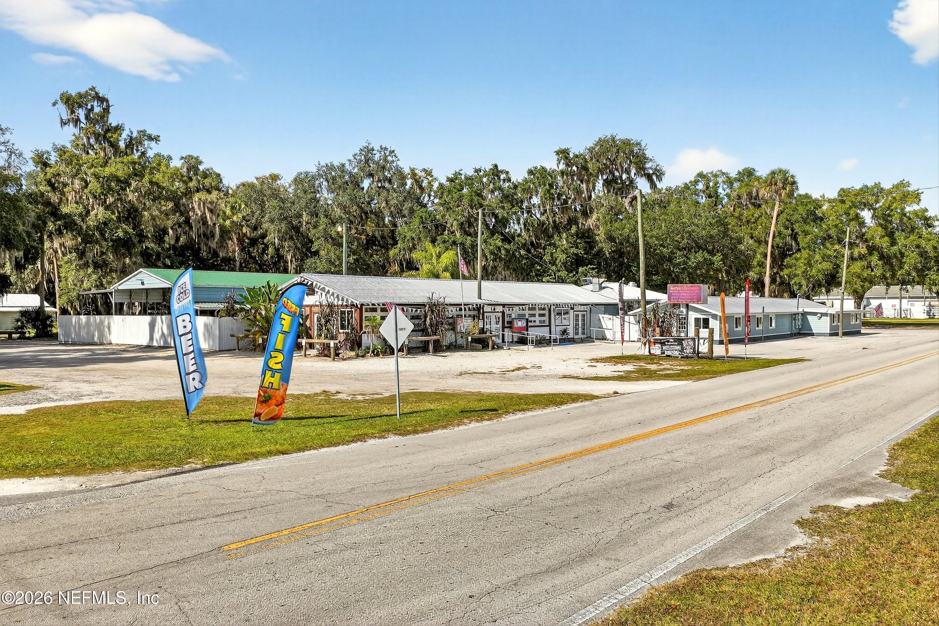 201 Oak Street Welaka, FL 32193 - Photo 24 of 115 010-010-DJI_20251105125722_0186_D