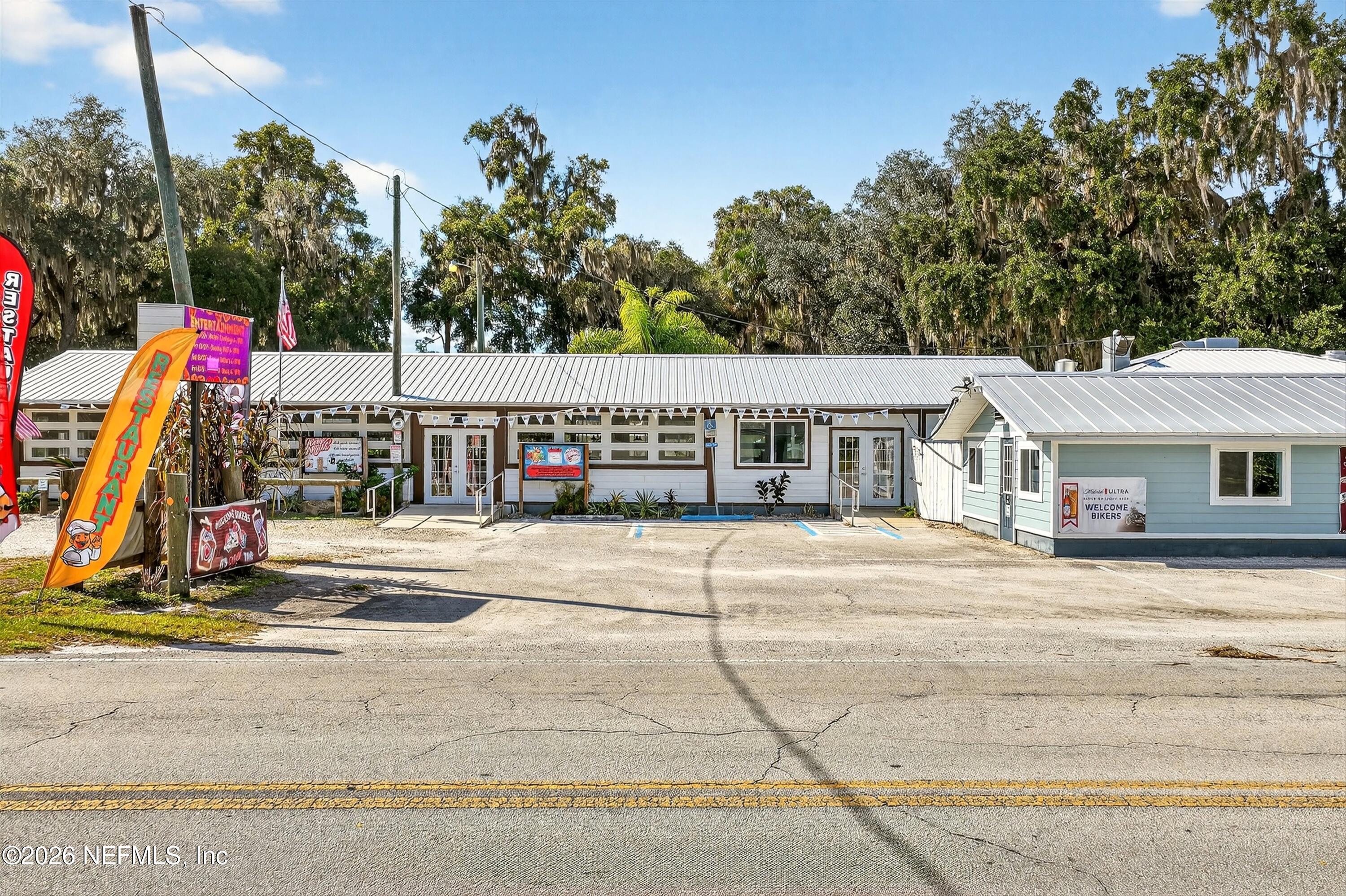 201 Oak Street Welaka, FL 32193 - Photo 28 of 115 014-014-DJI_20251105130642_0251_D