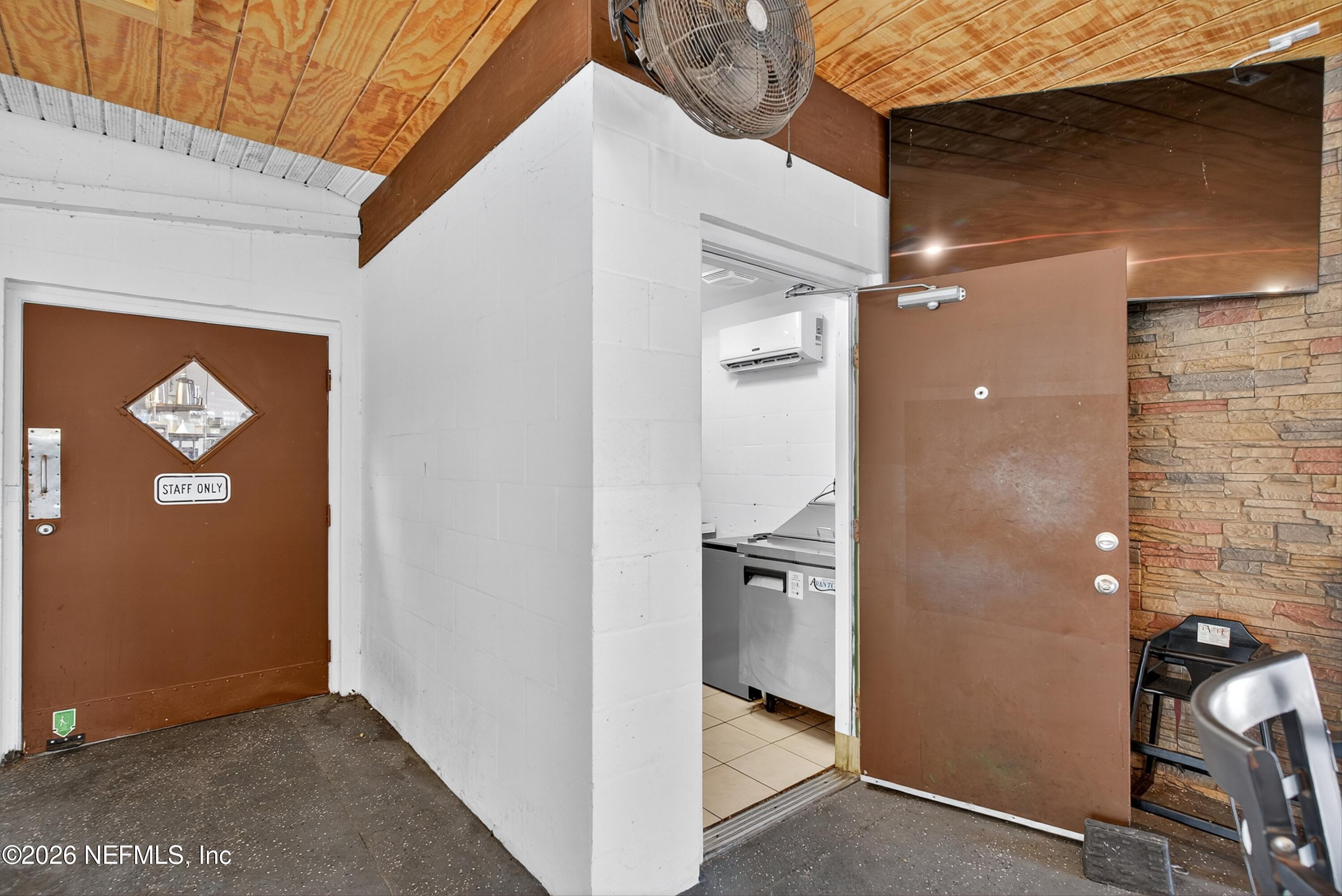 201 Oak Street Welaka, FL 32193 - Photo 64 of 115 050-050-DSC03022