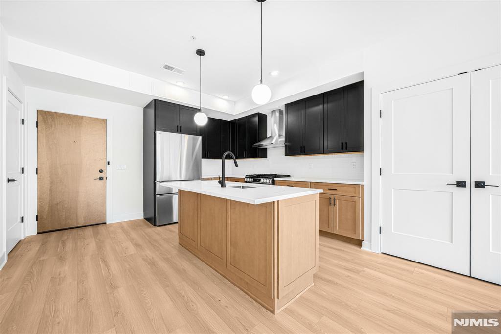 201 Encampment Court, Unit 201 Towaco, NJ 07082 - Photo 23 of 40