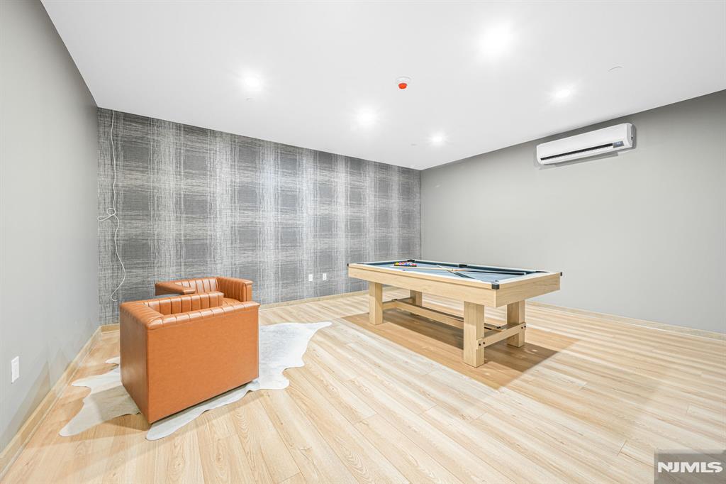 201 Encampment Court, Unit 201 Towaco, NJ 07082 - Photo 34 of 40