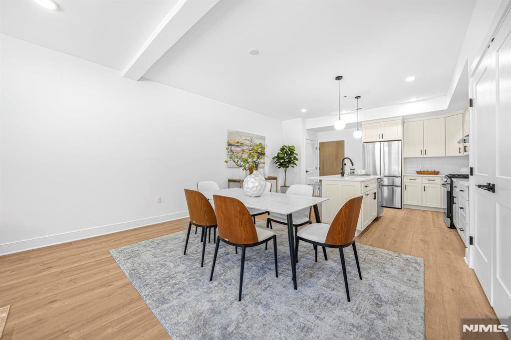 201 Encampment Court, Unit 201 Towaco, NJ 07082 - Photo 7 of 40