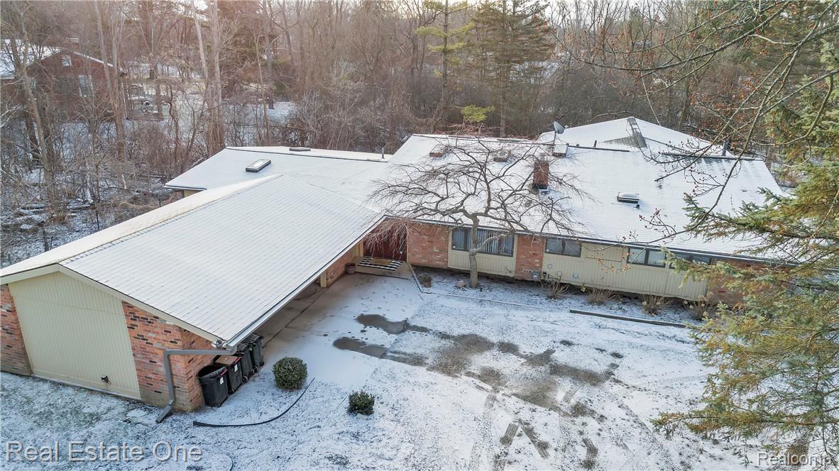 4879 Quarton Road Bloomfield Hills, MI 48301 - Photo 44 of 59 4879-Quarton-Rd-Bloomfield-Hills-MI-48301-windowstill-49.jpg