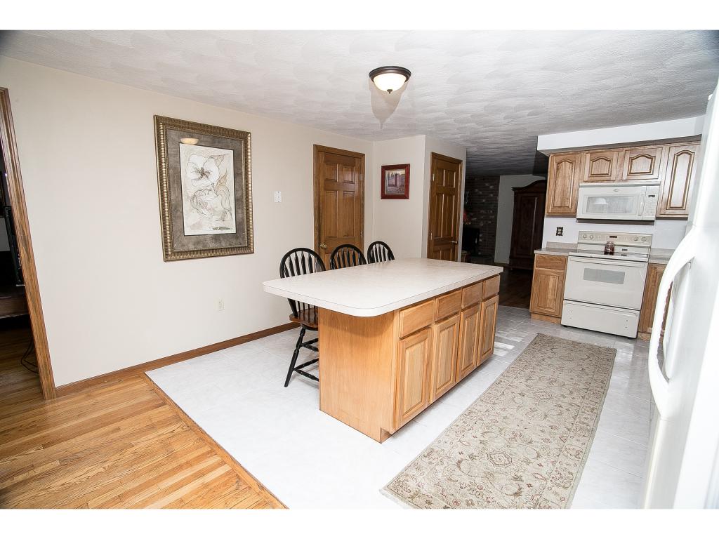 53 Meetinghouse Road Windham, NH 03087 - Photo 13 of 34