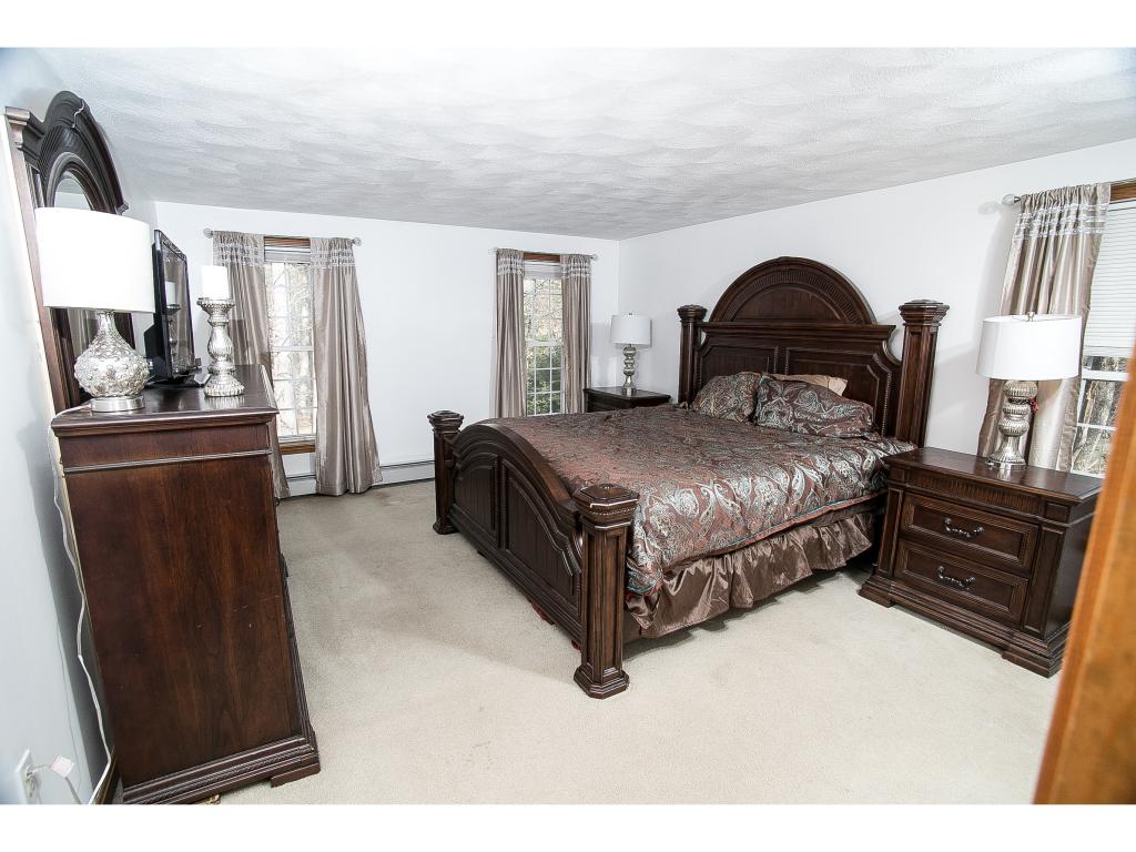 53 Meetinghouse Road Windham, NH 03087 - Photo 21 of 34