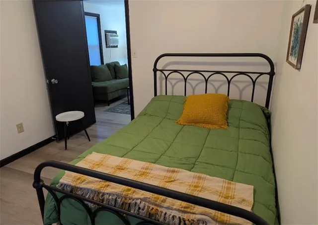 $114,900 | 108 North High Street, El Dorado Springs, MO 64744