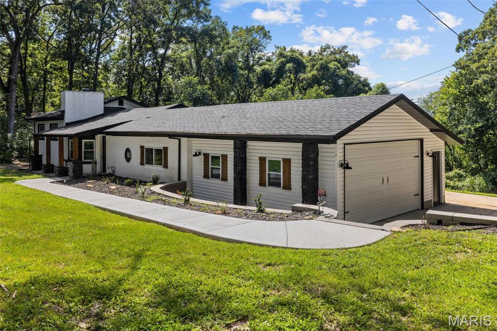 1655 Valley Park Road Fenton, MO 63026 - Photo 3 of 51