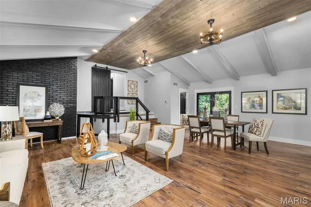 $449,000 | 1655 Valley Park Road, Fenton, MO 63026