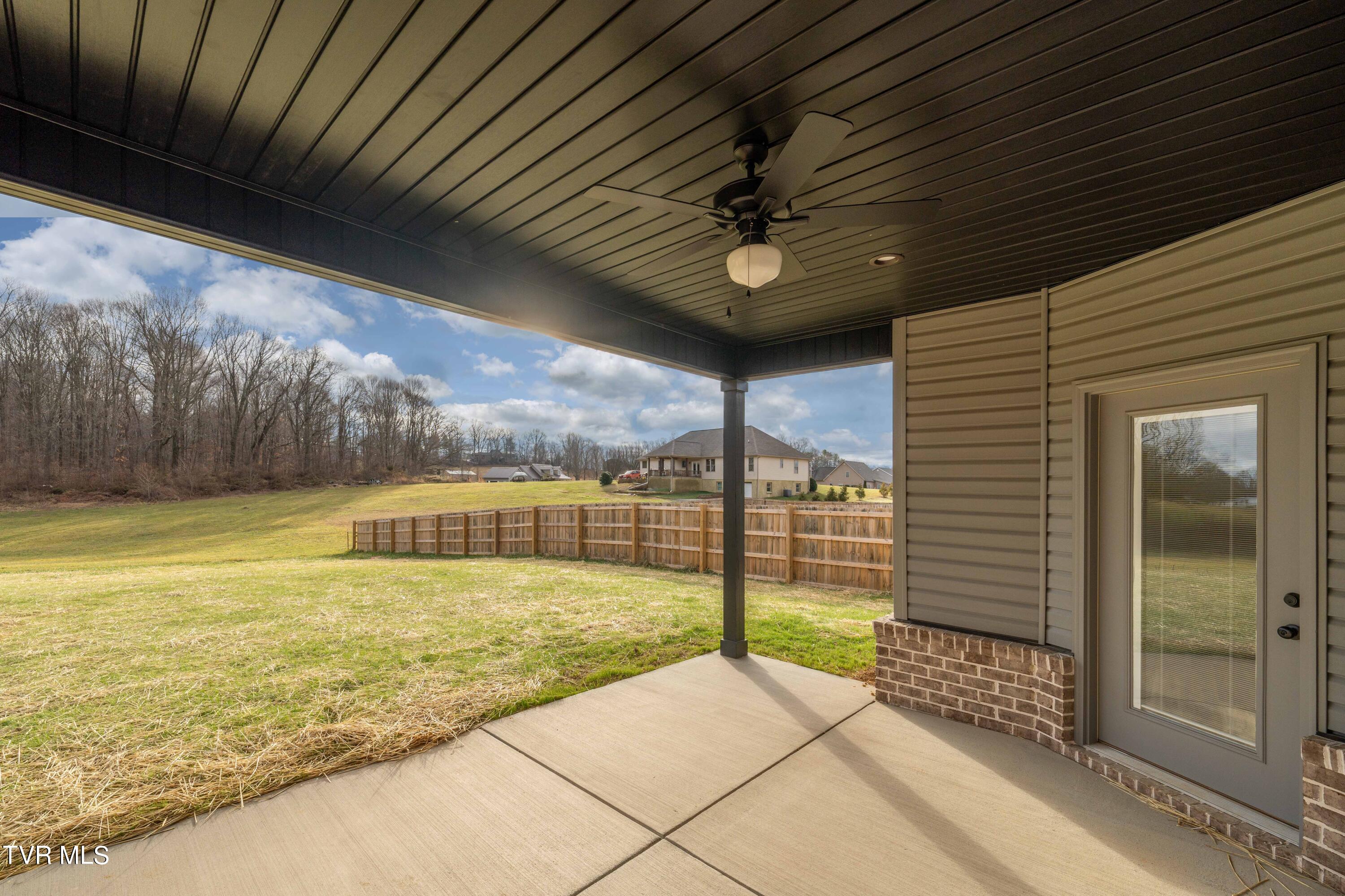 956 Riddle Ridge Jonesborough, TN 37659 - Photo 37 of 42 956 Riddle Ridge (12 of 44)