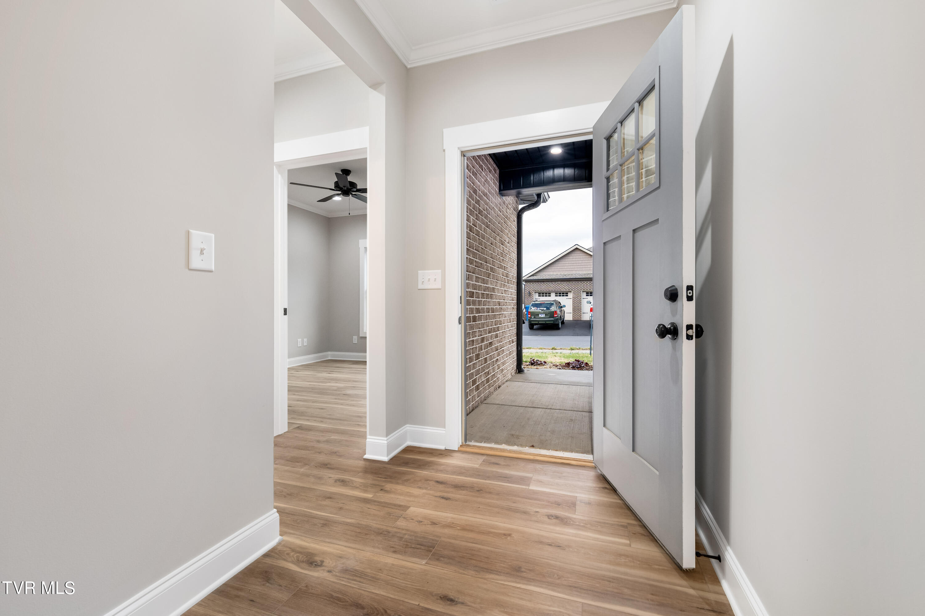 956 Riddle Ridge Jonesborough, TN 37659 - Photo 6 of 42 956 Riddle Ridge (19 of 44)