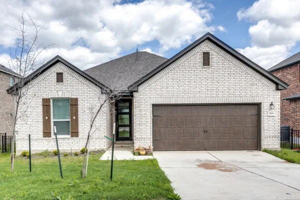 $2,300 | 1100 Desaix Drive, Georgetown, TX 78628