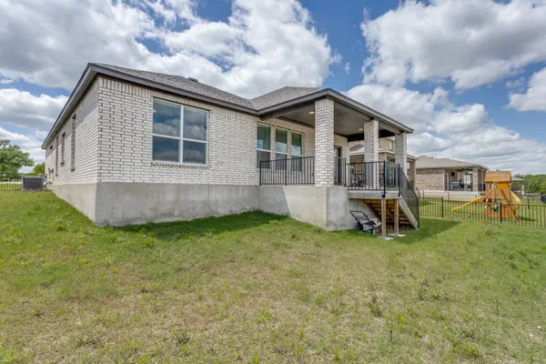 $2,300 | 1100 Desaix Drive, Georgetown, TX 78628