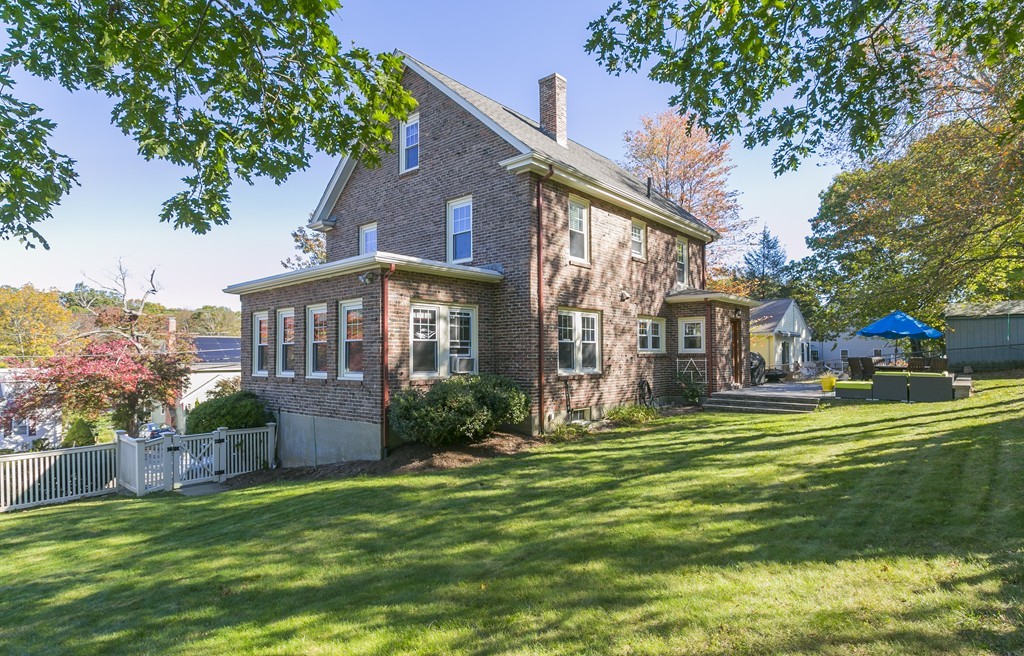 58 Rockridge Road Waltham, MA 02453 - Photo 14 of 14 Gallery Image 14